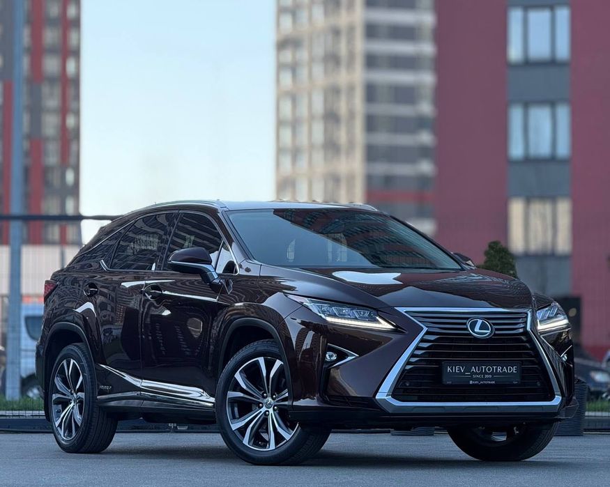 Lexus RX 450h official