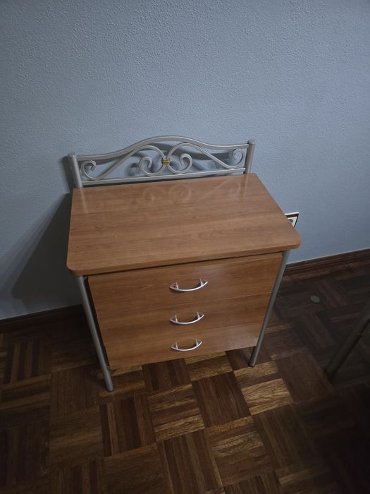 Vendo mobilia para quarto completo