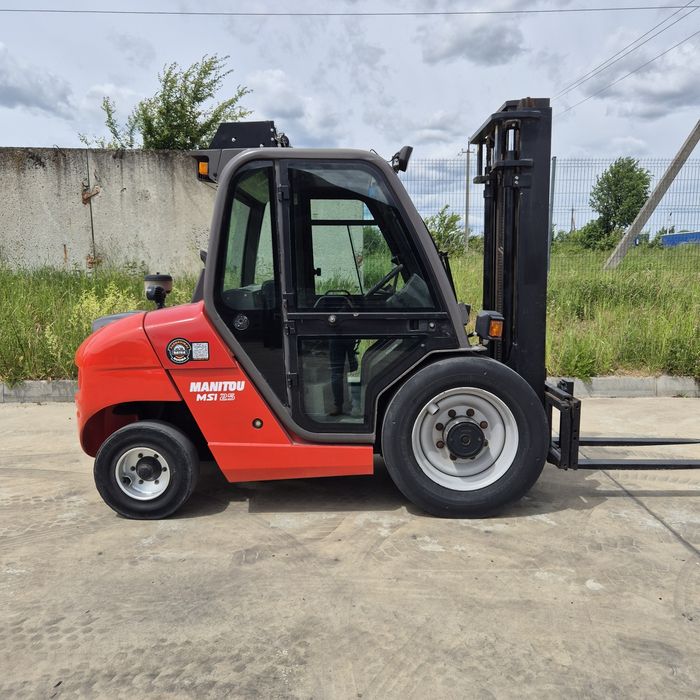Навантажувач MANITOU 2,5 тон 2017р.