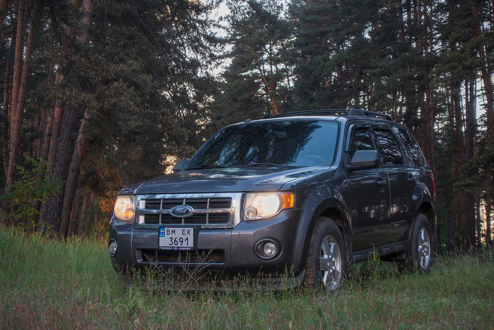 Автомобіль Ford Escape 2011