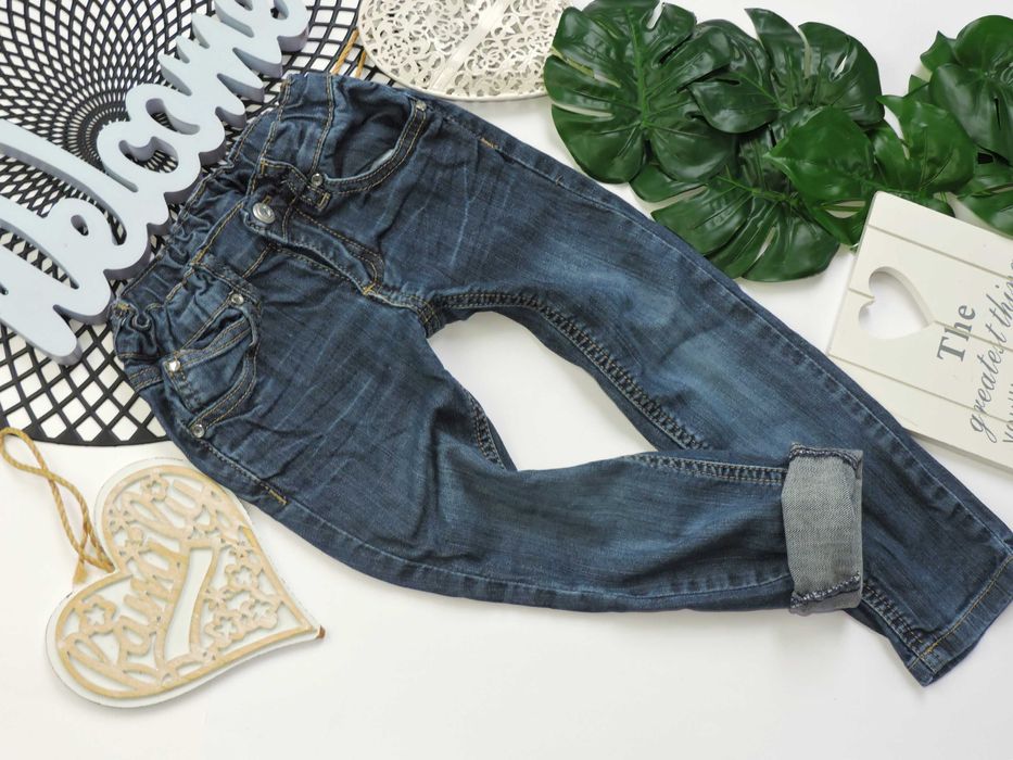 Kappahl - spodnie jeans , cekinowe kieszonki r 104