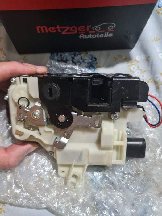 Fechadura vw passat 2003 porta traseira direita