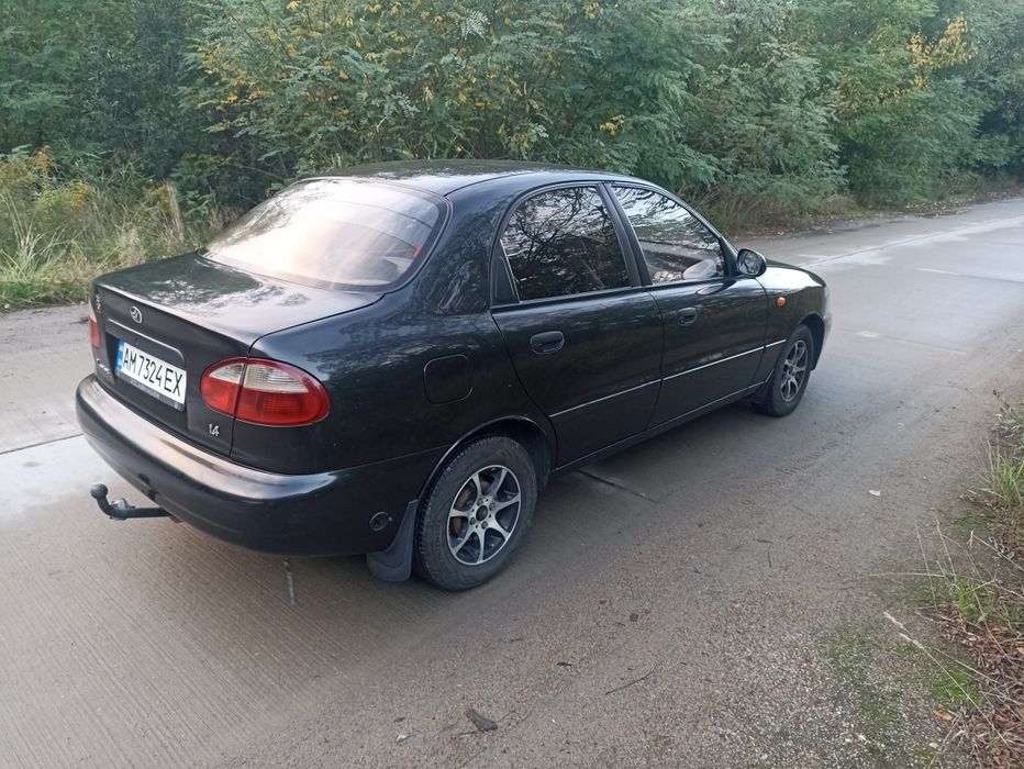 Продам ланос 1.4 в гарному стані