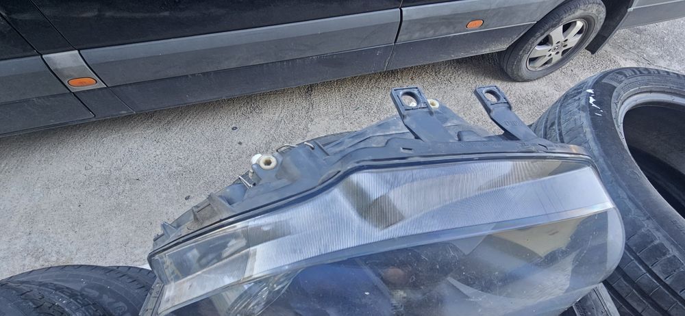Farol seat ibiza.fundo preto