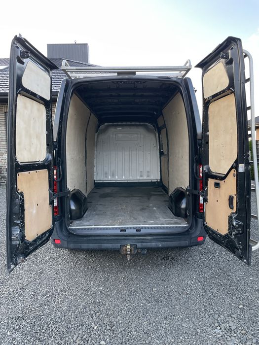 Свіжопригнаний Renault Master