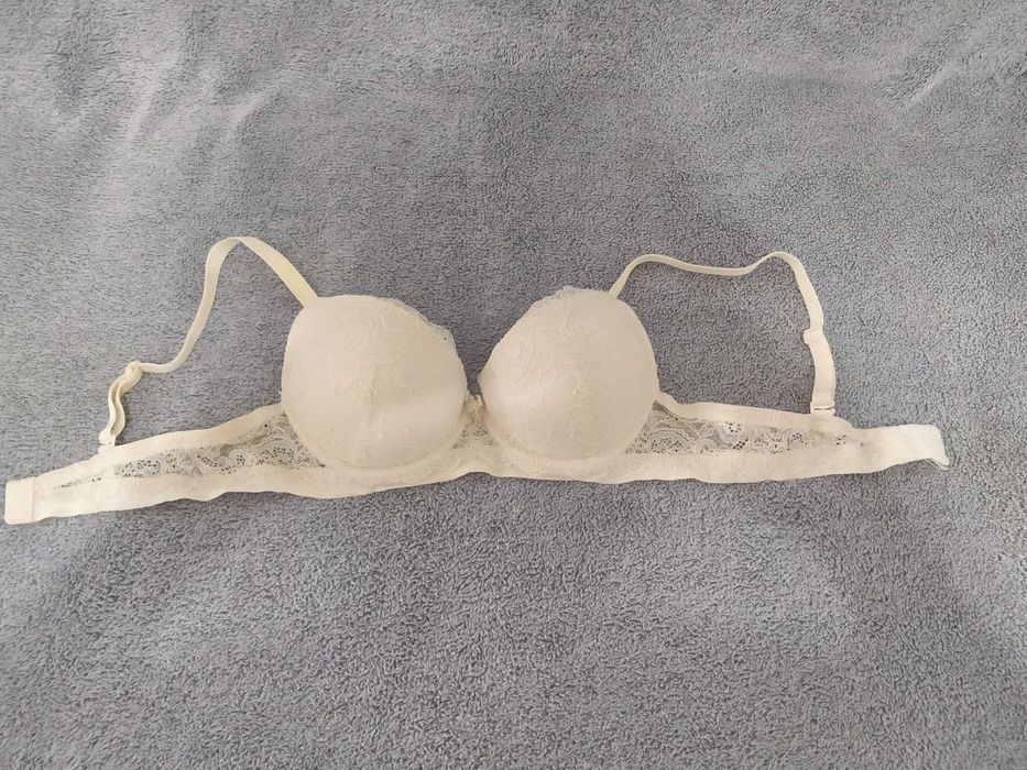 Biustonosz Esotiq 70B cielisty beżowy