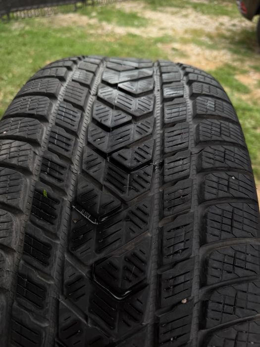 Продам нові шини Pirelli