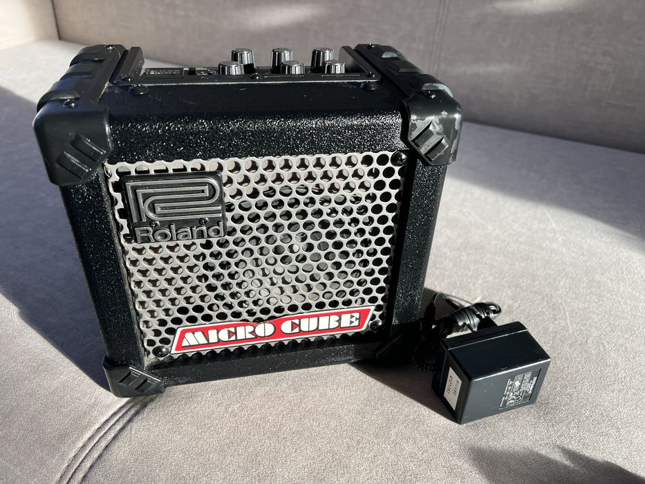 Гітарний комбік - Roland Micro Cube.