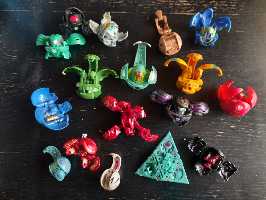 Figurki playmobile ,bakugan, minionki ,lego bionicle