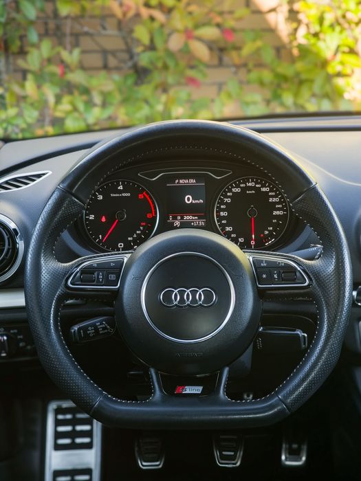 Audi A3 2.0 Tdi S-Line *Teto de abrir*