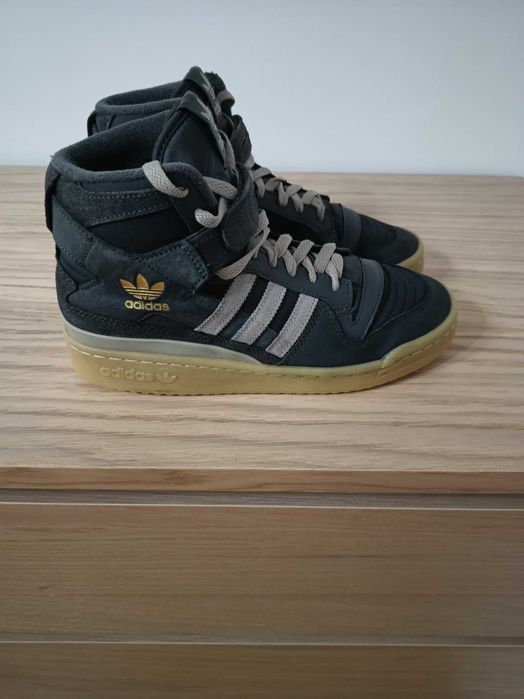 Продам кросовки Adidas Forum Mid