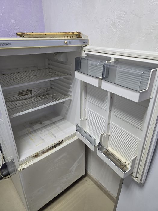 Холодильнтк безкоштовно (самовивіз)