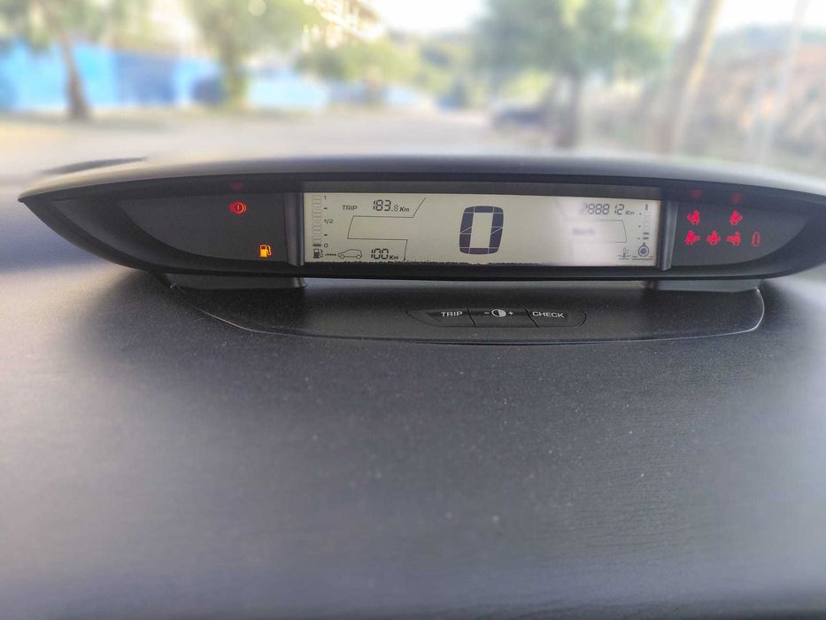 Citroën C4 — fotografia 10