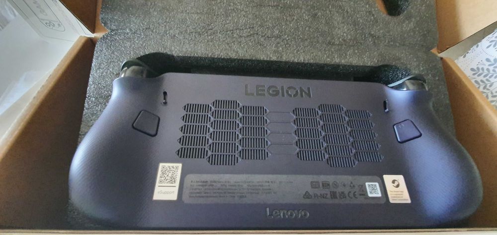 Consola Lenovo - Legion GO S 8APU1 1TB 500,00 €