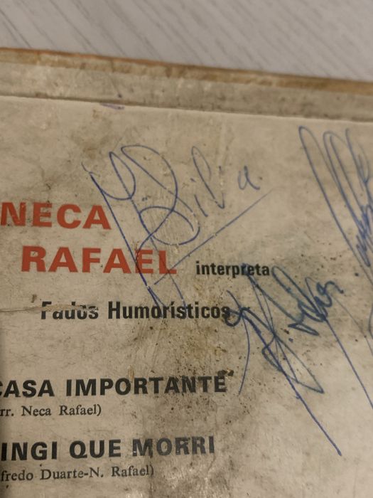Vinil autografado pelo Neca Rafael