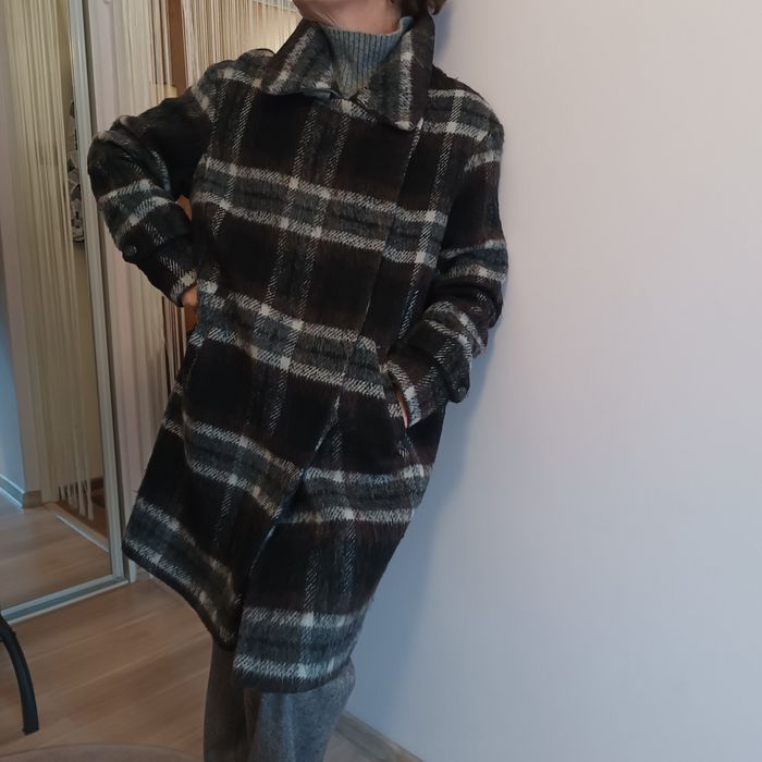 Płaszcz damski w kratę