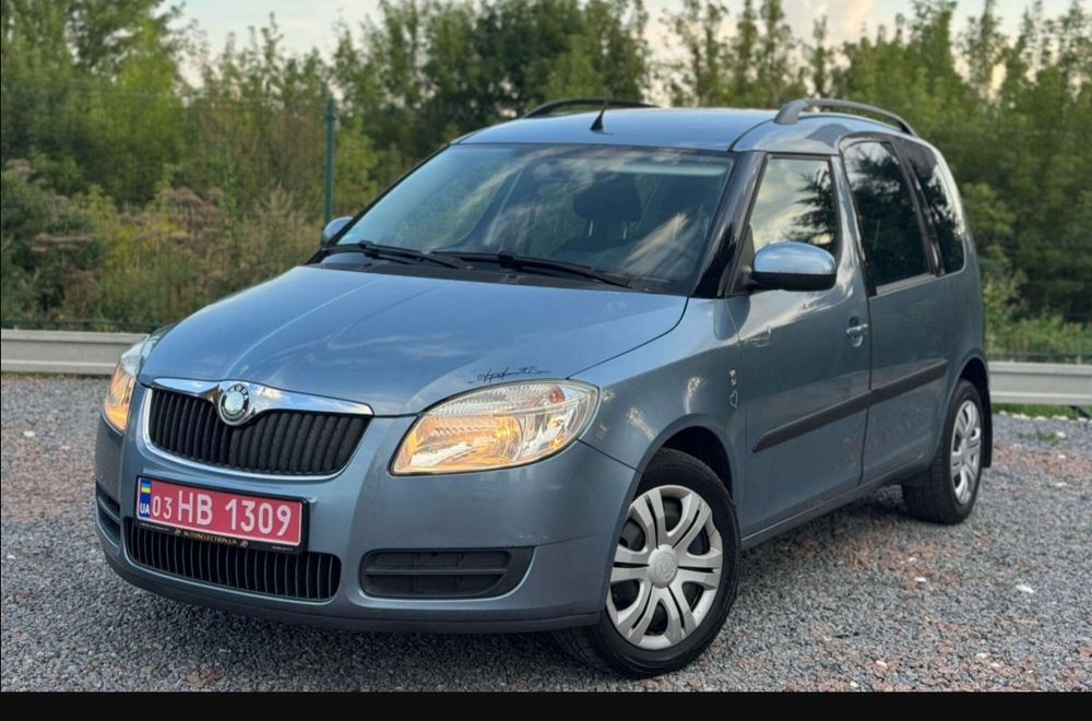 Шкода ромстер  1.6 автомат