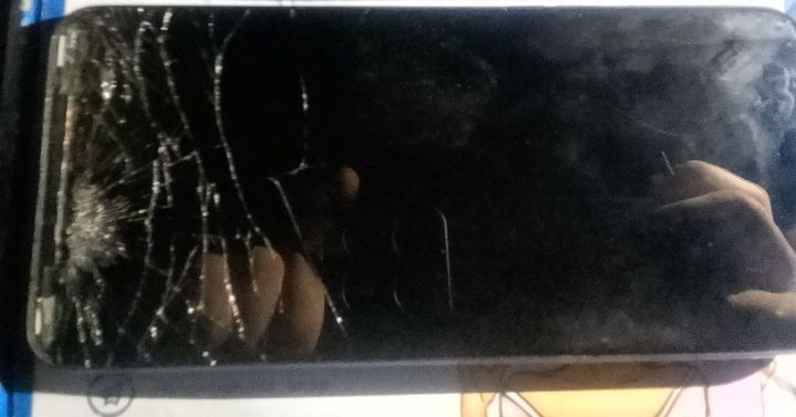 Продам телефон Realmi C3