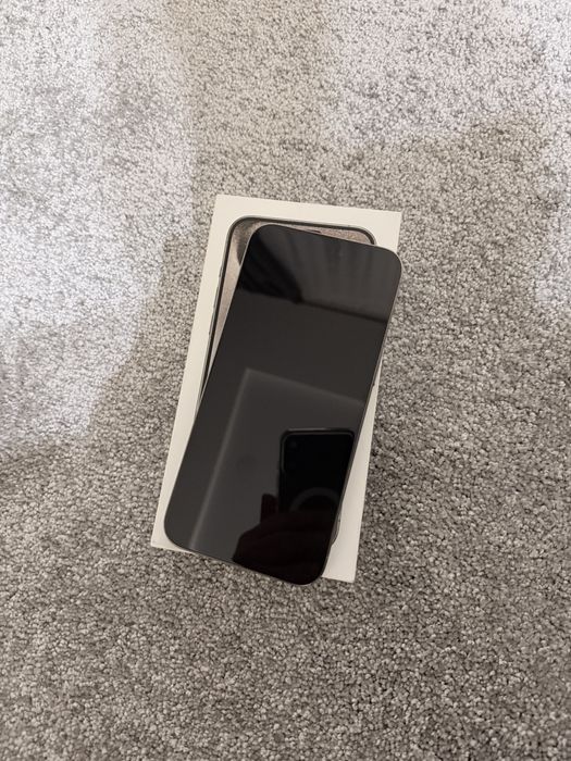 Продам iPhone 15 Pro Max 256 gb