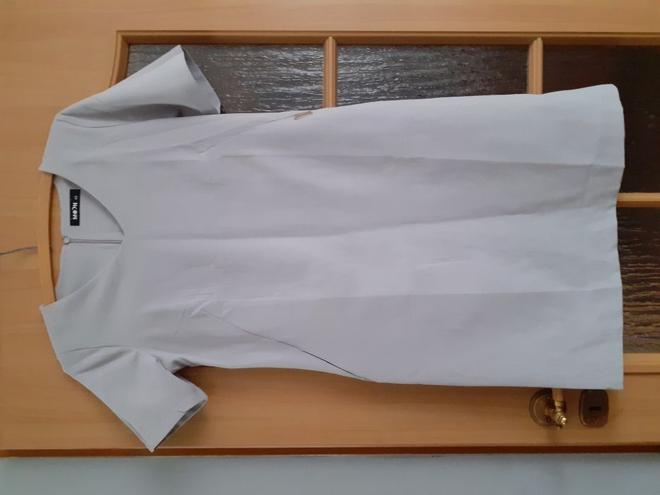 Sukienka z kieszeniami