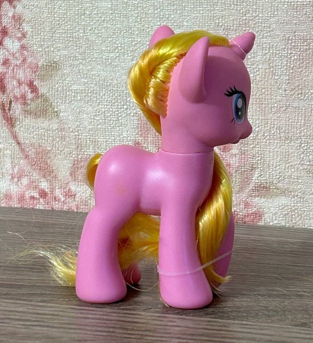 Cherry Berry z serii My Little Pony Friendship Is Magic