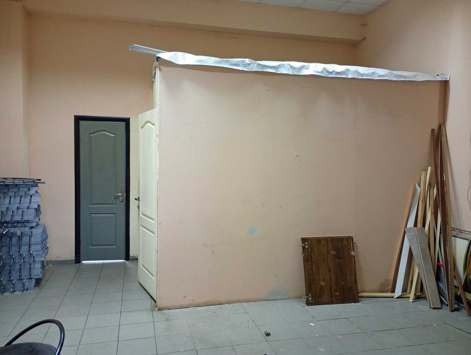 Приміщення під магазин, склад, виробництво, вул.Промислова