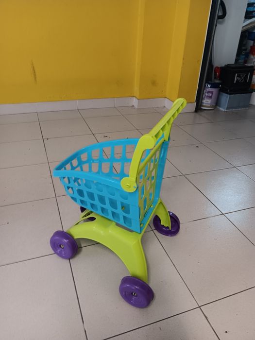 Carrinho de compras bebé434859360451317761