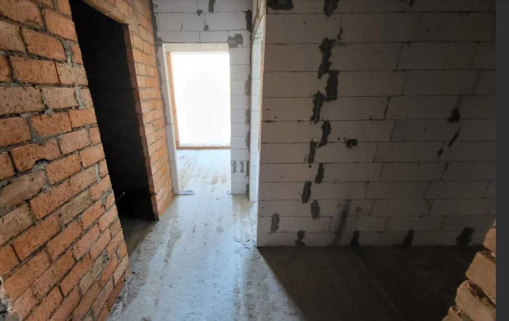 Продам 2х квартиру-Жк"Волошкові Озера"-ВІД ЗАБУДОВНИКА-Своє опалення-Цегла!