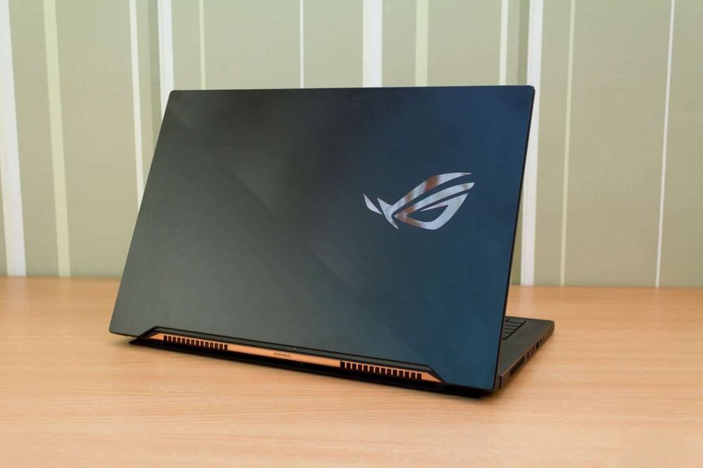 Супер Геймерский Ноутбук (8-Гиговая RTX 2080 + 40ГБ) Киберпанк, Сталкер 2