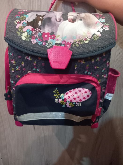 Plecak szkolny profilowany