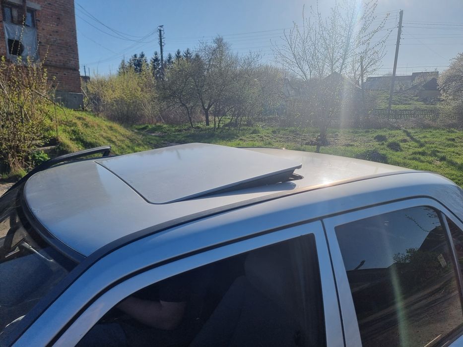 Mercedes(мерседес) w124 e220