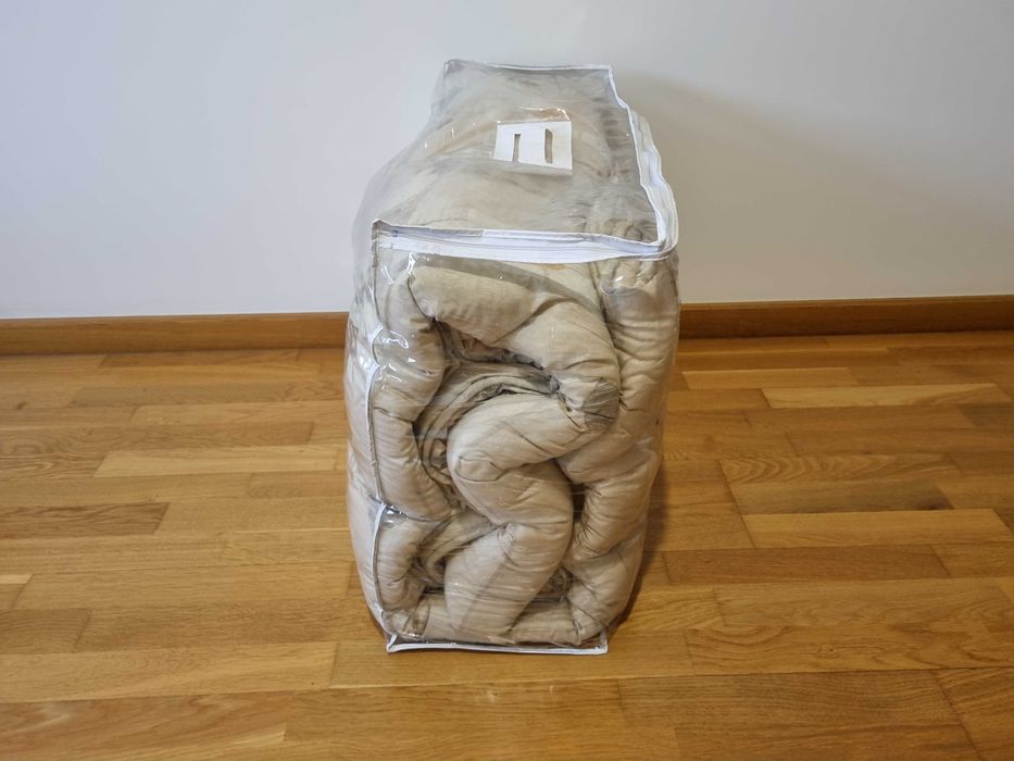 Edredão decorativo para cama de casal (2.40 m x 2.20 m)