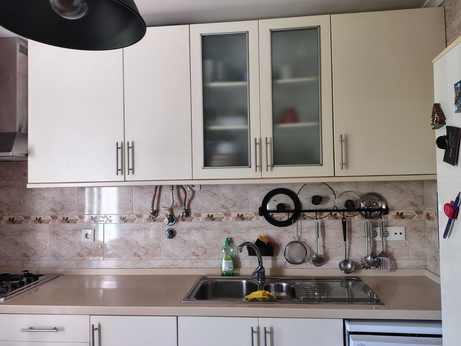 Cozinha: moveis e pedra Silestone
