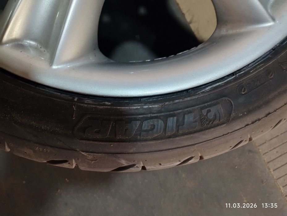 Продам комплект колес