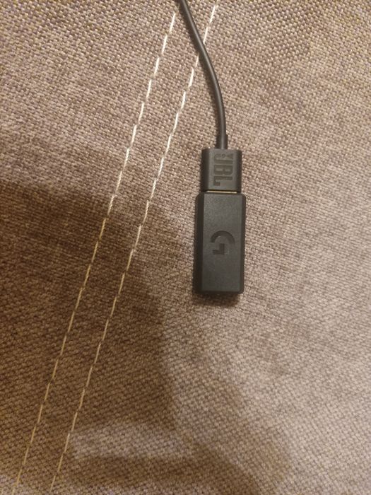 Adapter Logitech z USB-A na micro USB-B + 30 cm kabel JBL USB-A USB-C