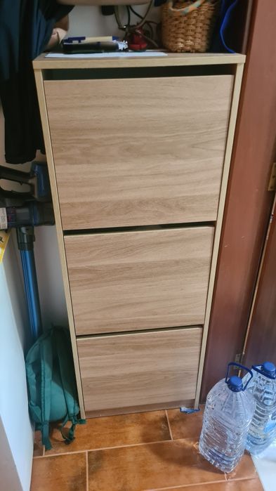 Sapateira ikea castanho claro