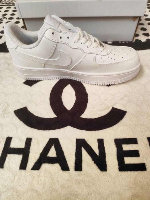 Nike air force branca