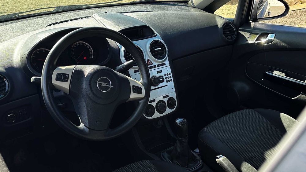 Opel Corsa 1.3CDTI EcoFlex (Quilometragem Verificada)