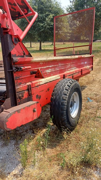 Espalhador de estrume pottinger