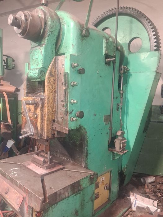 Prasa mimośrodowa 100t