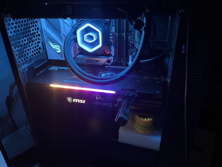 MSI Gaming Z Trio RTX 3070 8GB Stan idealny