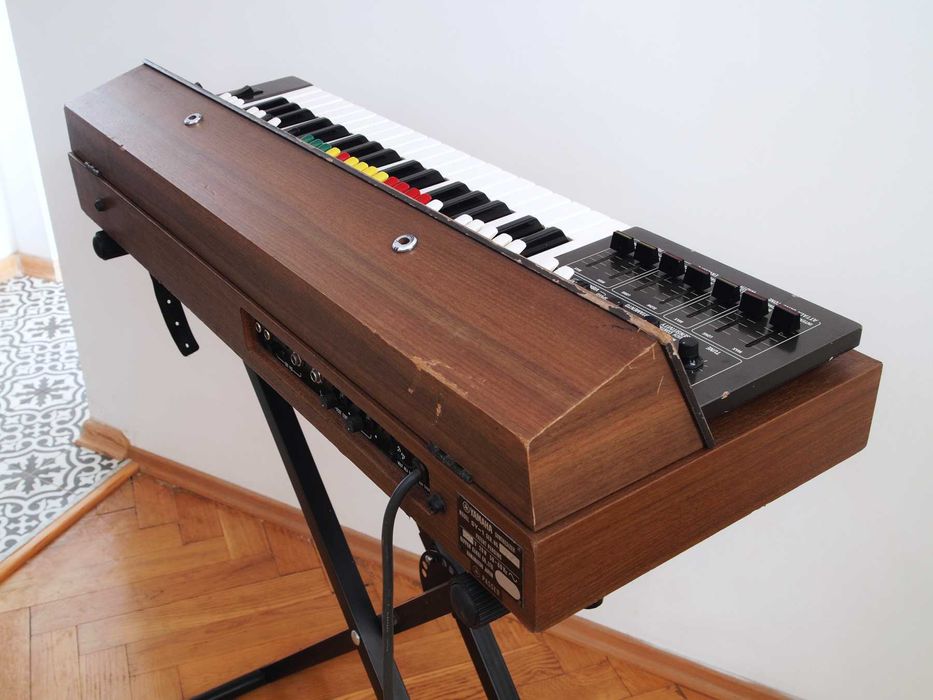 Yamaha SY-1 syntezator analogowy zamienię