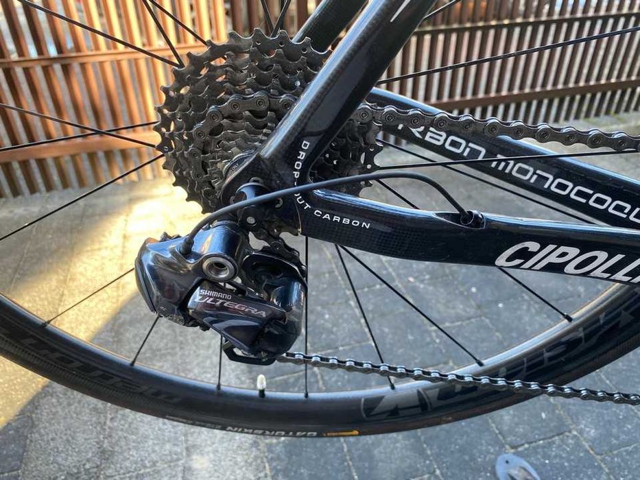 Rower szosowy CIPOLLINI RB08K