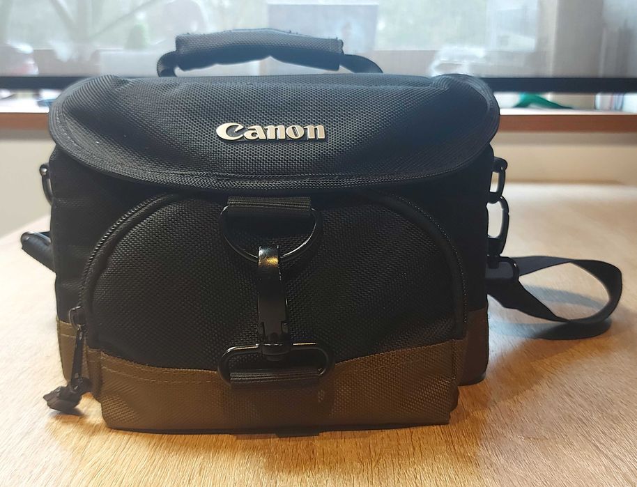 Aparat Canon RP i obiektyw z torbą w doskonałym stanie