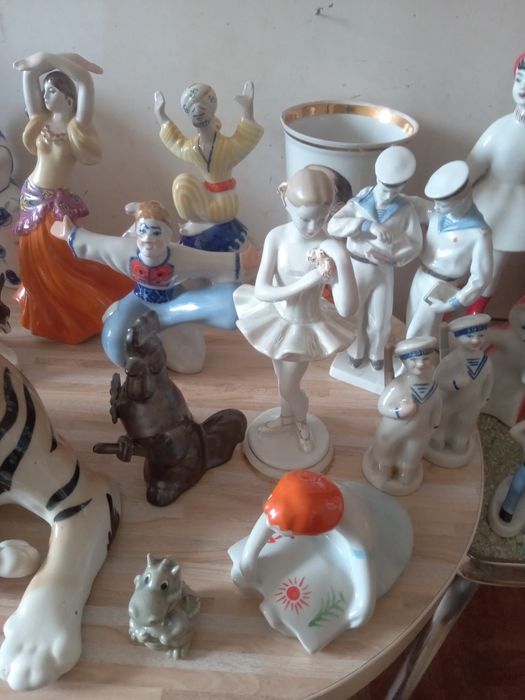 Статуэтка фигурка порцеляна фарфор