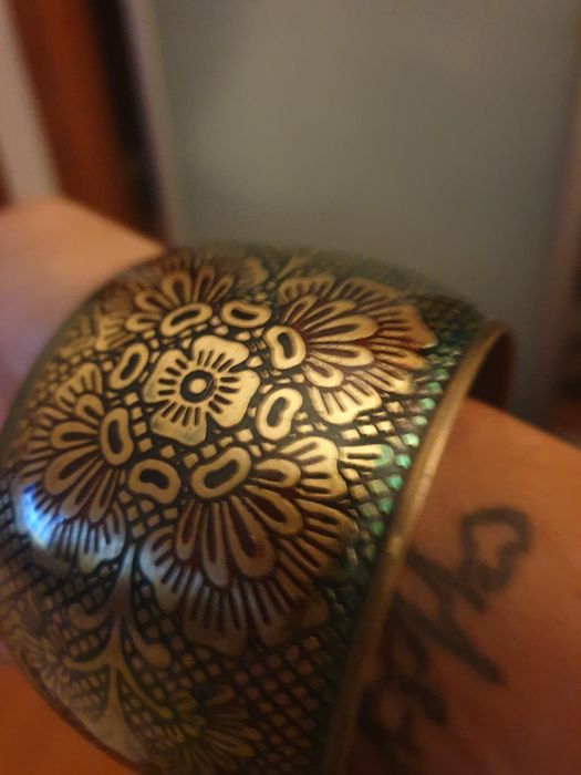 Pulseira metal verde e preta