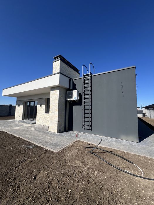 Продаж сучасного будинку на масиві Гармонія