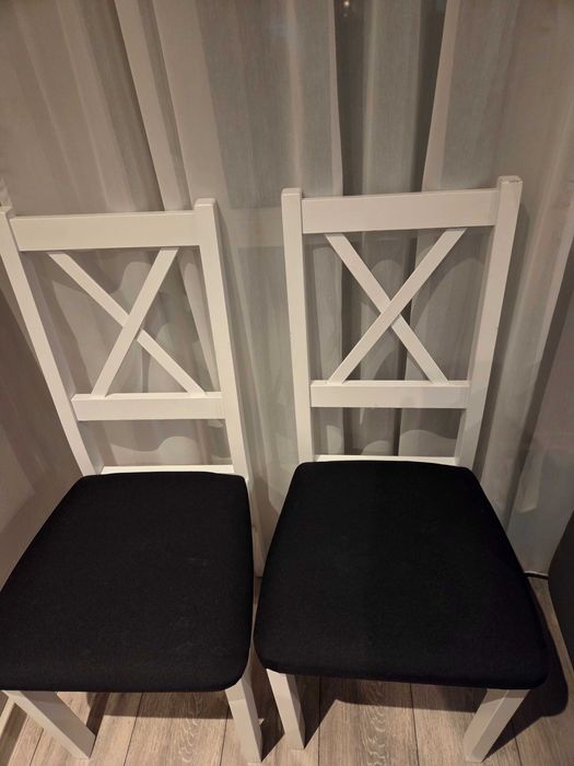 Krzesło typu krzyżak 8 sztuk