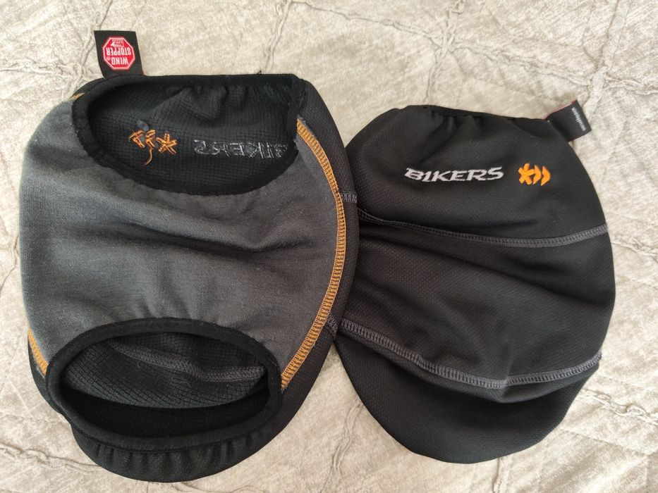 Nakolanniki z windstoperem.