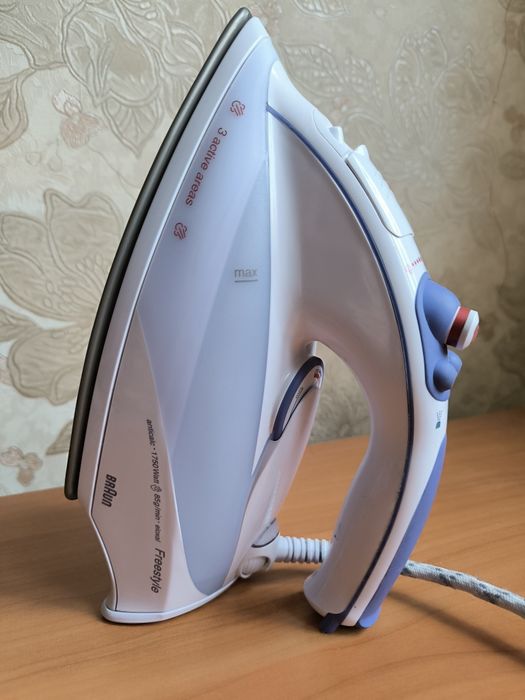 Продам утюг Braun, виробництва Іспанії,майже новий